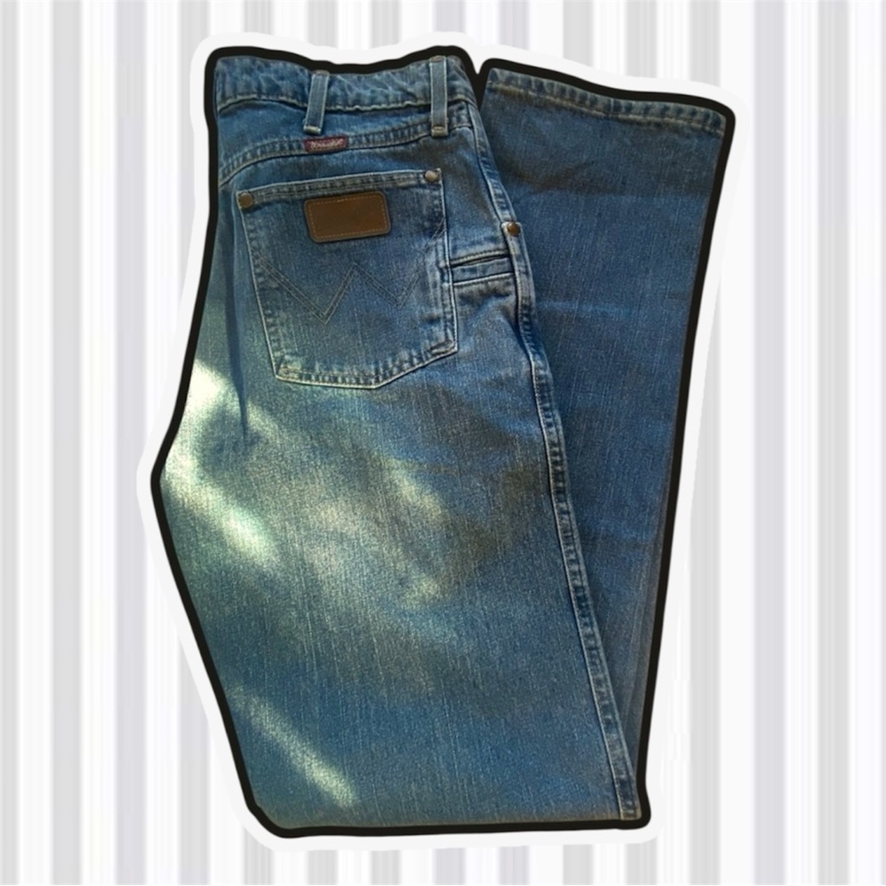 Vintage wranglers relaxed cowboy fit 32x36